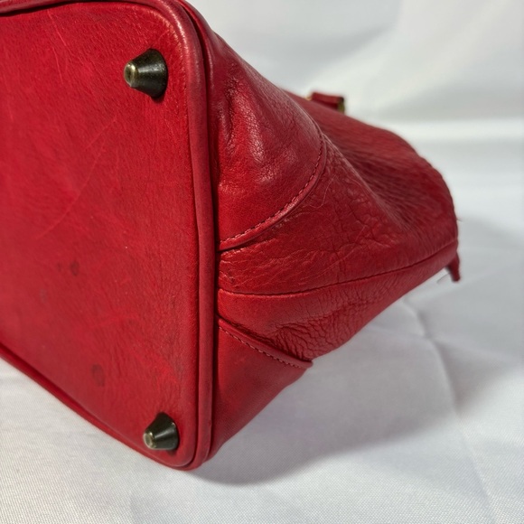 Retro Delic Red Sasha Satchel from Hidesign - Picture 8 of 16